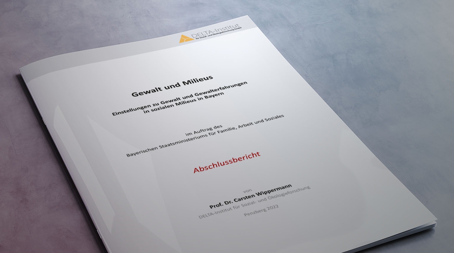 Die Studie „Gewalt und Milieus“ liegt auf einer Oberfläche.